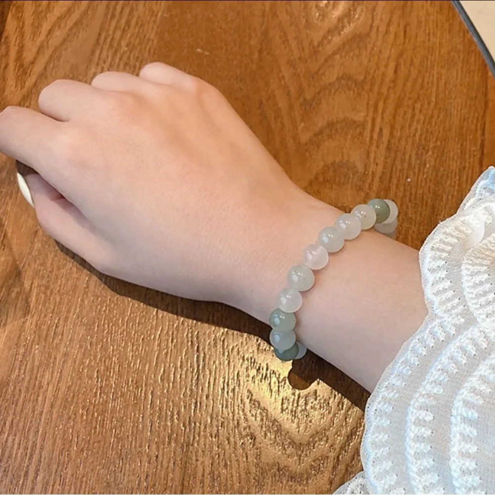 Lucky Buckle Natural Stone Bracelet Elegant High Quality Jade Bead Bracelet